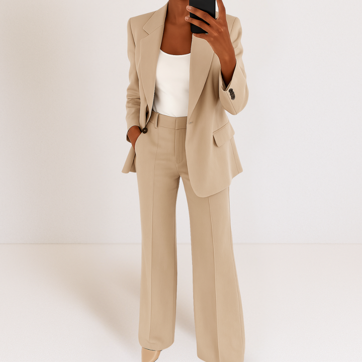 Elegant and Modern Two-piece Suit