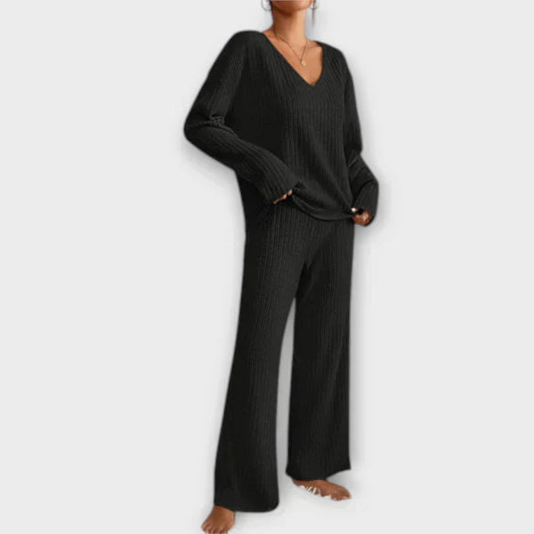 Claire – Soft Textured Set for Everyday Ease
