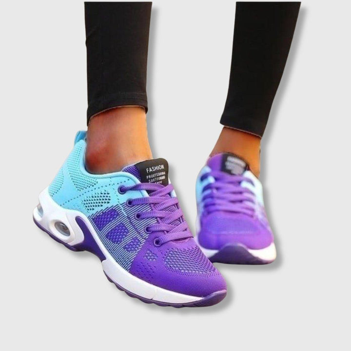 Helen - Walking shoes for all-day comfort