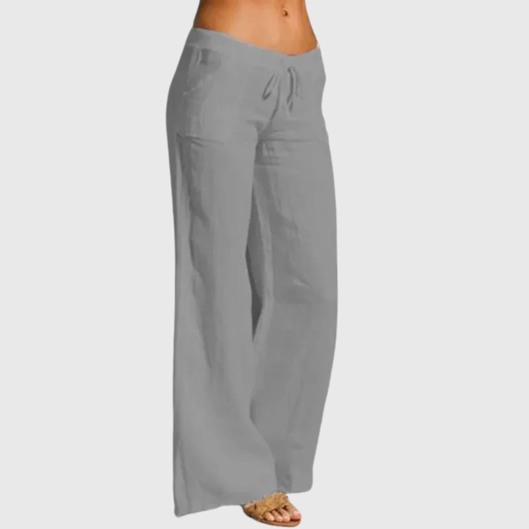 Airy Elegance – Wide-Leg Trousers