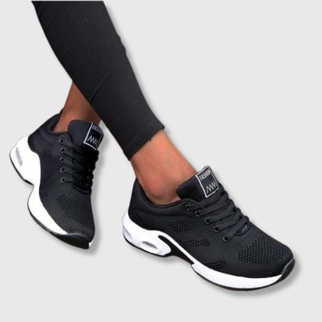Helen - Walking shoes for all-day comfort