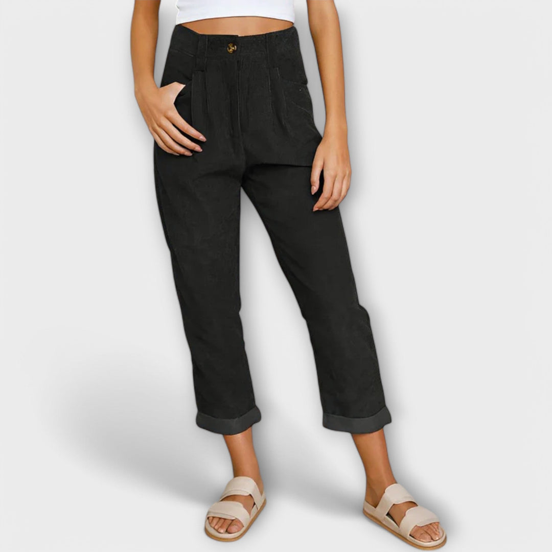 Jessa – Soft Velvet Trousers with an Easy Fit