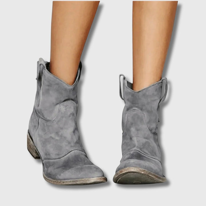 Diana - Suede boots with all-day comfort