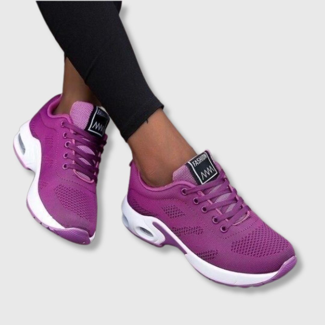 Helen - Walking shoes for all-day comfort