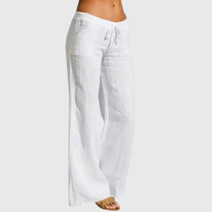 Airy Elegance – Wide-Leg Trousers