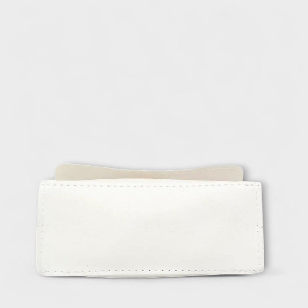 Lara. - Handbag