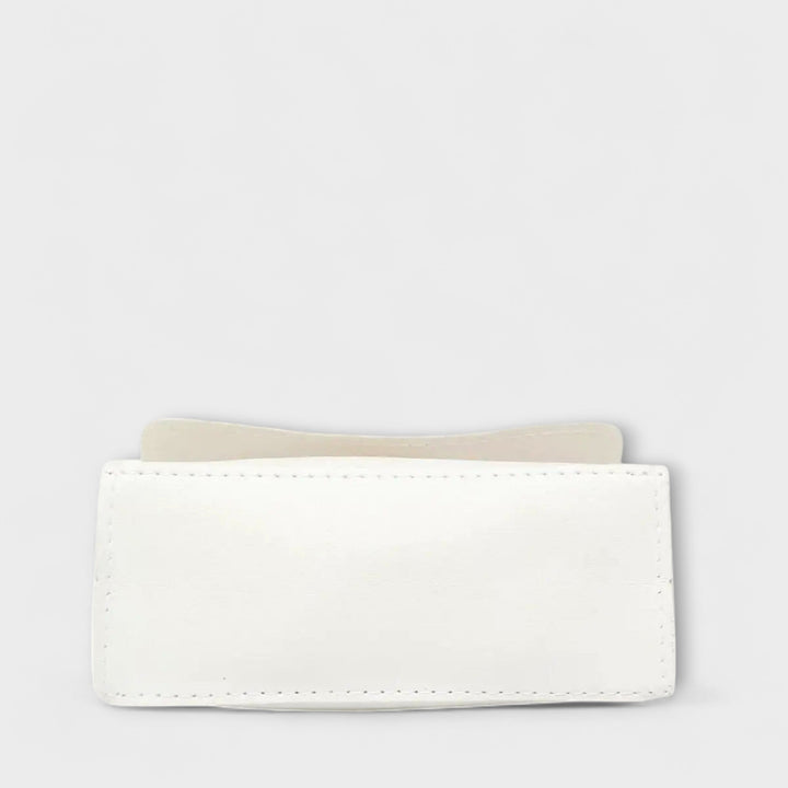 Lara. - Handbag