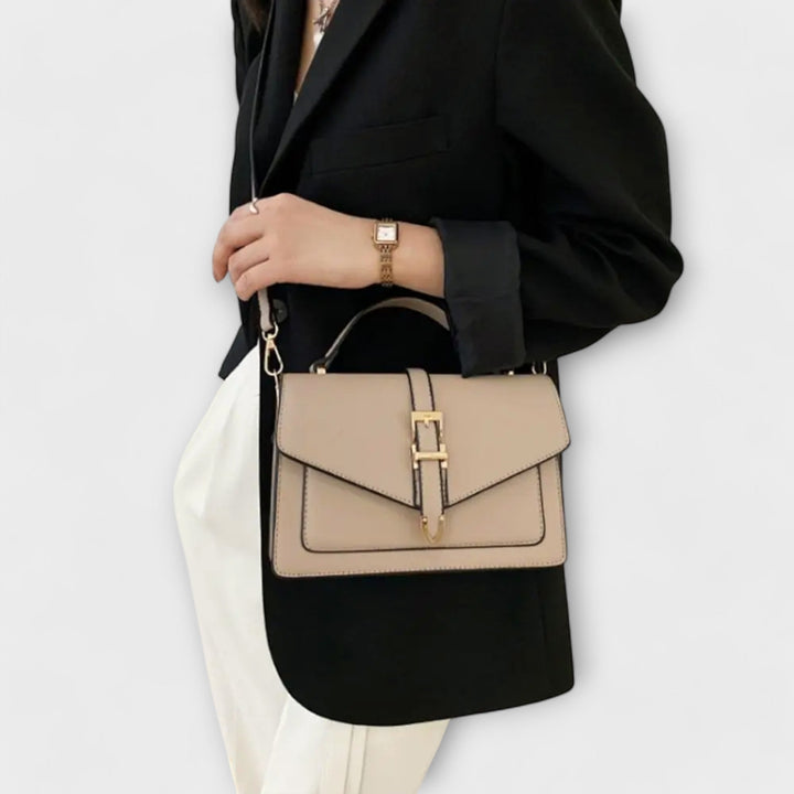 Lara. - Classic Shoulder Bag