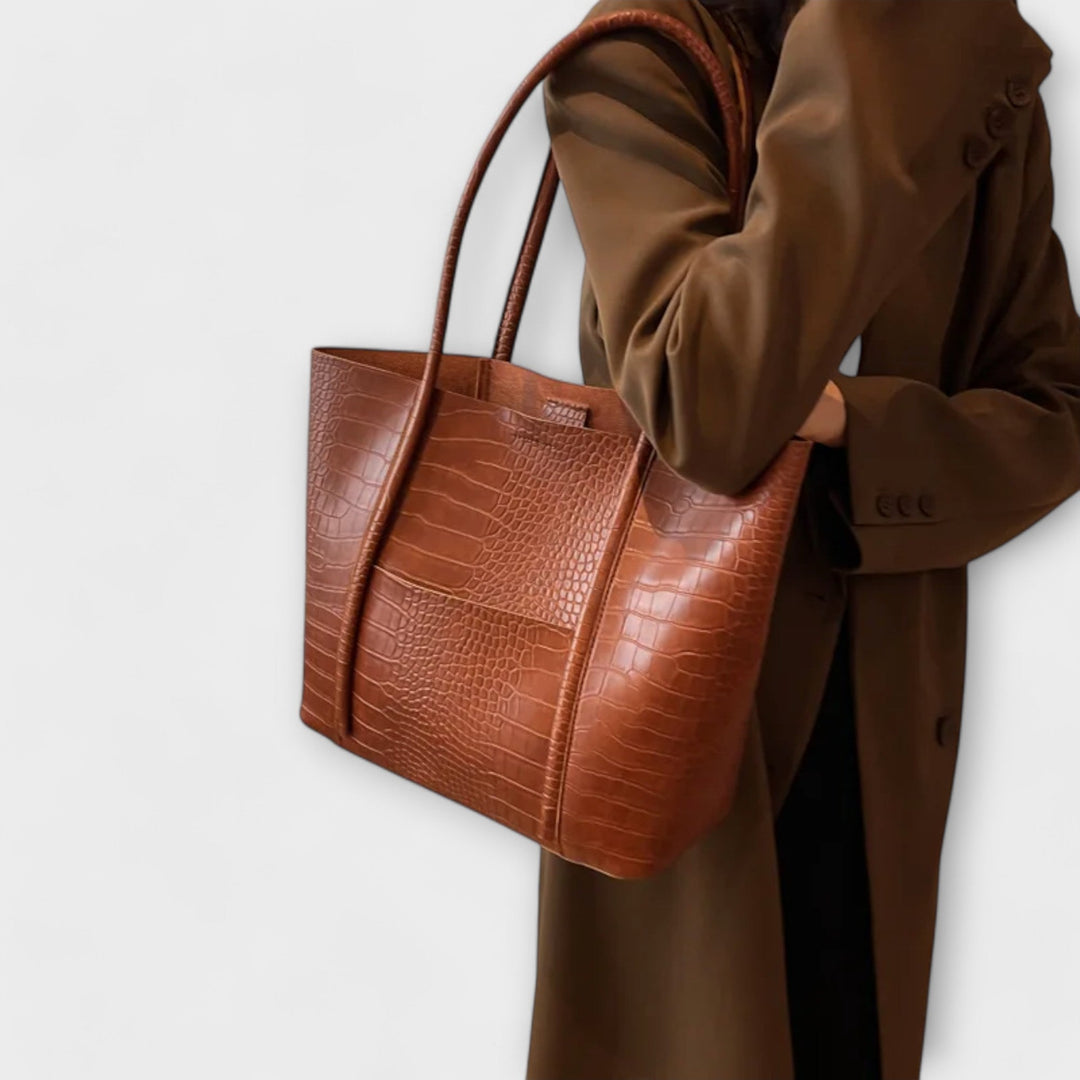 Lara. - Vintage Shoulder Bag
