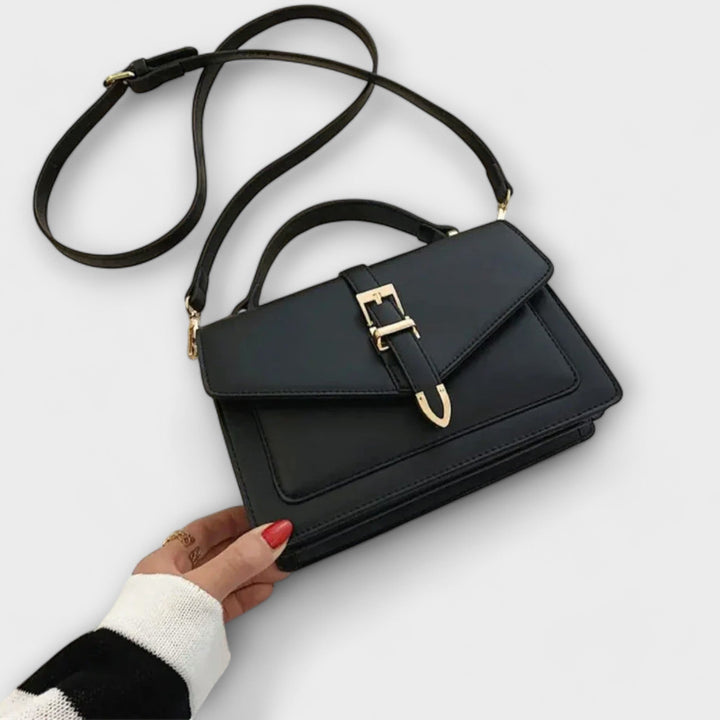 Lara. - Classic Shoulder Bag