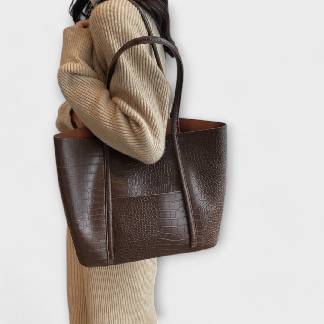 Lara. - Vintage Shoulder Bag