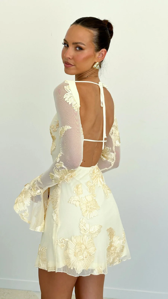 Eva Monroe | Chic Mini Dress