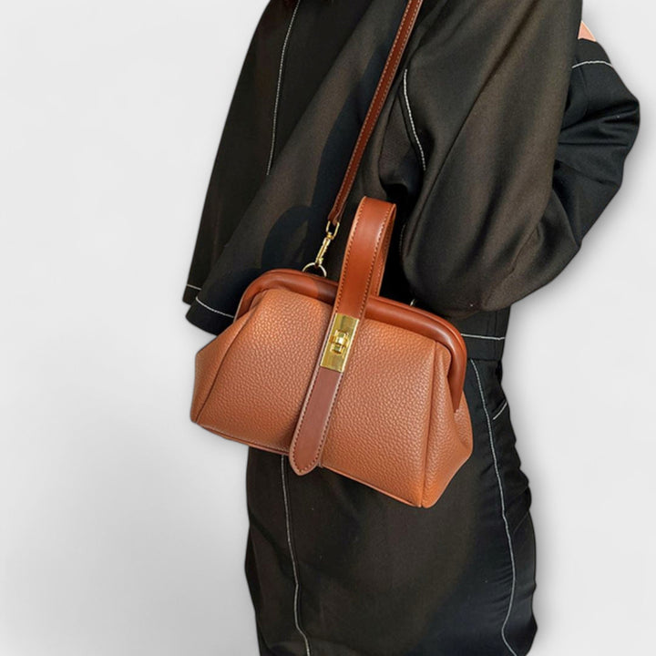 Lara. - Retro Bag