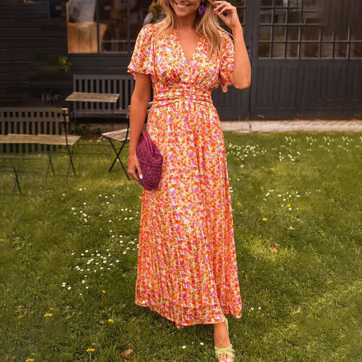 Juliane – Classic V-Neck Dress